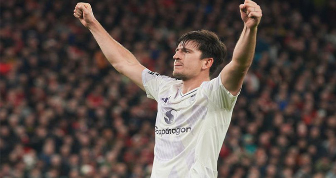 Harry Maguire Ingin Berkorban Demi Bisa Bertahan di MU